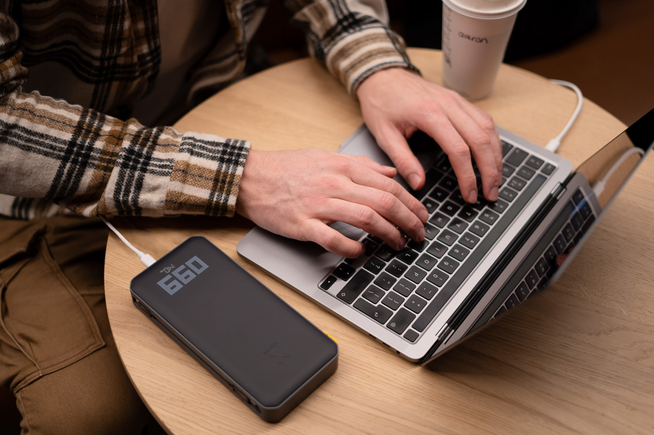 Power Bank Titan Ultra 200W - 27.000 mAh - XB4