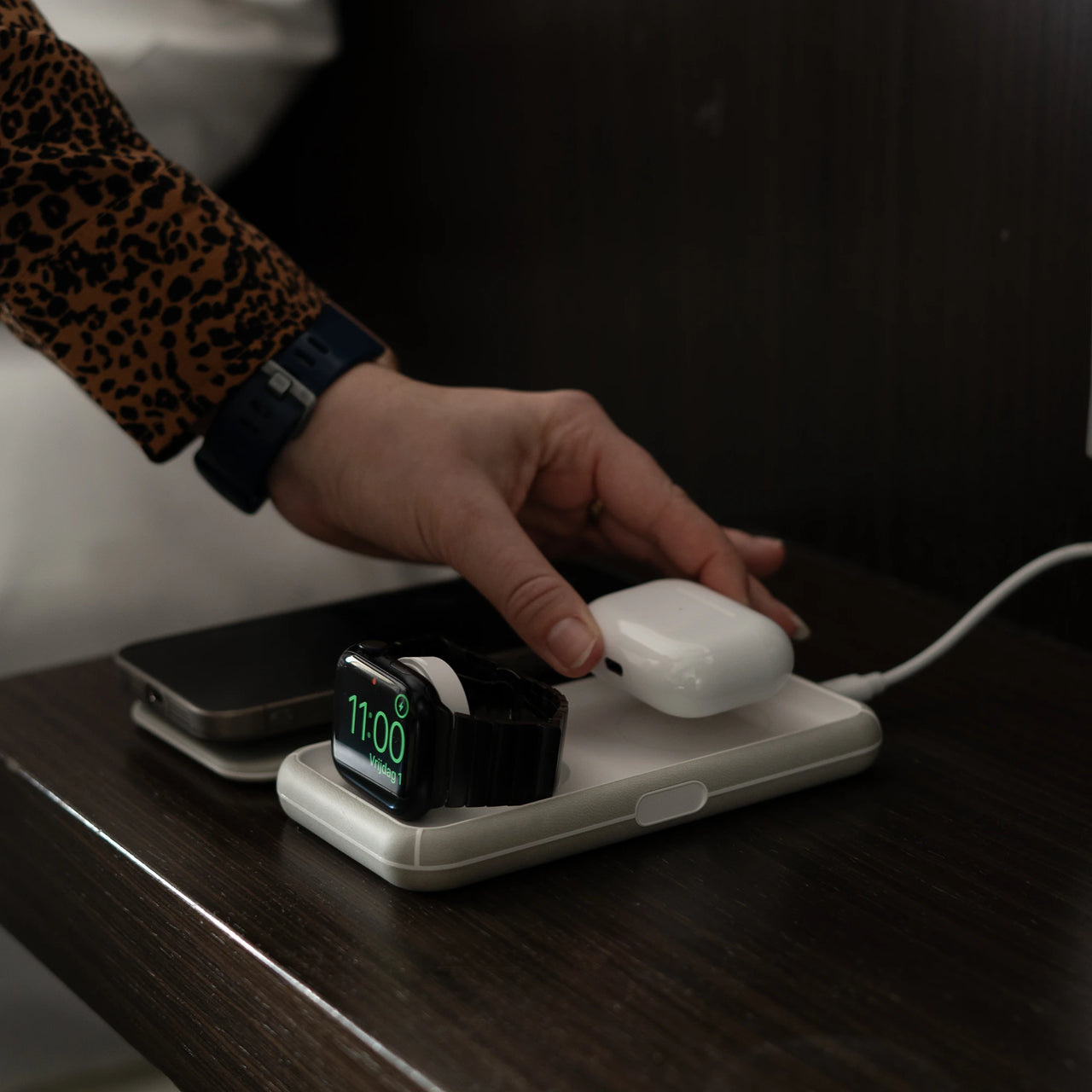Foldable Wireless Travel Charger 3in1